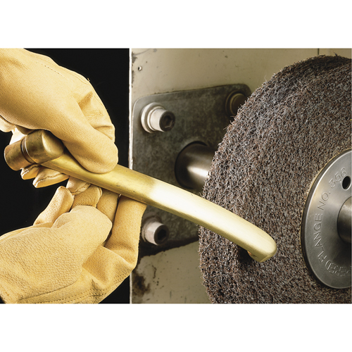 Meules de finition Scotch-Brite, 8" x 1", Arbre de 3" Equipment World