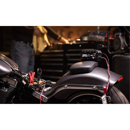 Chargeur de batterie 10 A Genius 10 Equipment World