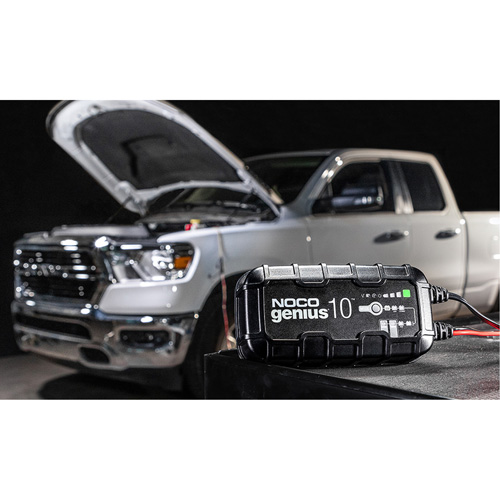 Chargeur de batterie 10 A Genius 10 Equipment World