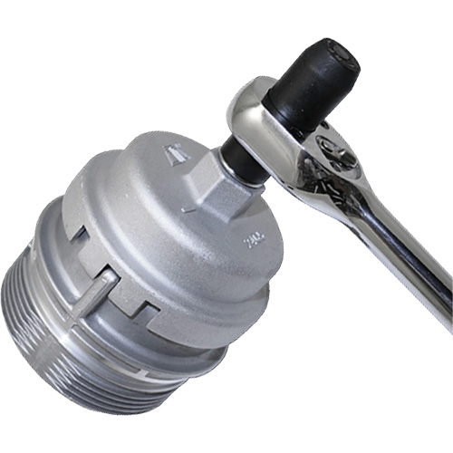 Cl&eacute; &agrave; filtre &agrave; huile type capuchon pour Toyota/Lexus/Scion Equipment World