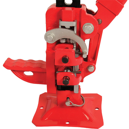 V&eacute;rin de levage de ferme Equipment World