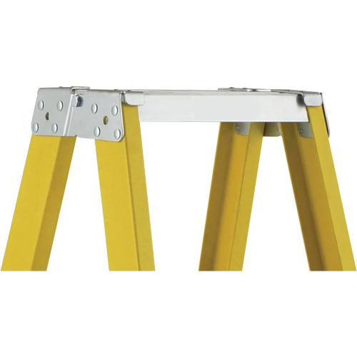 6600 Series Industrial Heavy-Duty 2-Way Stepladders, Fibreglass, 300 lbs. Capacity, 6' Equipment World