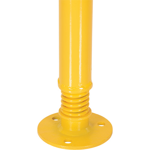 Borne de protection &agrave; ressort, Acier, 42" h x 2-1/8" la, Jaune Equipment World