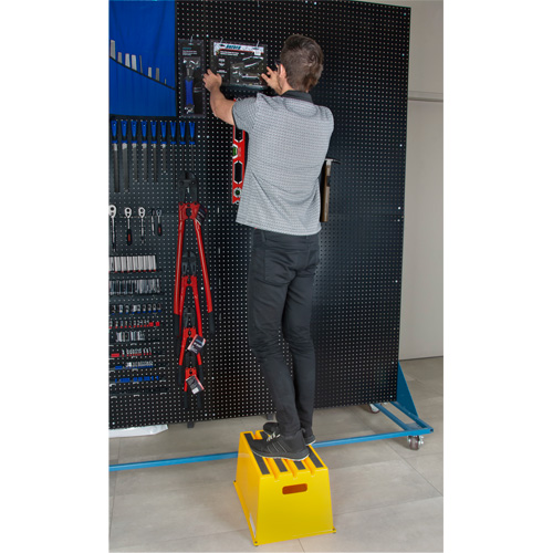 Escabeau industriel, 20-7/8" x 12-3/16" x Hauteur 12" Equipment World