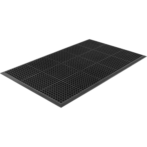Competitor Series Mats, Slotted, 3' x 5' x 7/8", Black, Natural Rubber Equipment World