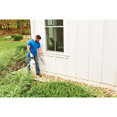 Vaporisateur pour usage multiple Grab & Go, 1 gal. (4,5 L), Poly&eacute;thyl&egrave;ne, Lance de 10" Equipment World