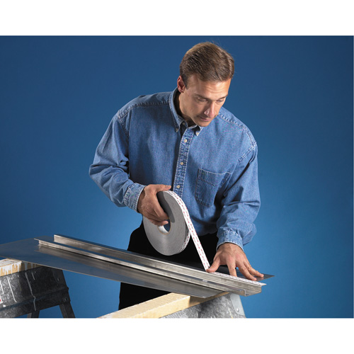 3939 Duct Tape, 9 mils, Silver, 48 mm (2") x 55 m (180') Equipment World