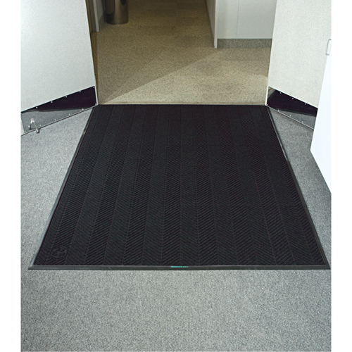 Waterhog&reg; Eco Elite Matting, Wiper/Scraper, 3' x 5' x 3/8", Black Smoke Equipment World