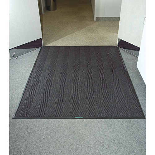 Waterhog&reg; Eco Elite Matting, Wiper/Scraper, 3' x 5' x 3/8", Grey Ash Equipment World
