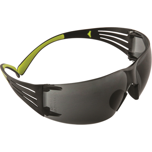 Lunettes de s&eacute;curit&eacute; SecureFit s&eacute;rie 400, Lentille Grise/fum&eacute;e, Antibu&eacute;e/Anti-&eacute;gratignures, ANSI Z87+/R&eacute;pond ou surpasse la norme CSA Z94.3 Equipment World