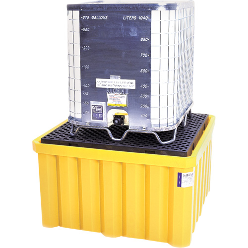 Palette antid&eacute;versement avec drain Ultra-IBC Spill Pallet , Capacit&eacute; de d&eacute;versement 400 gal. US, 58,75" x 58,75" x 33" Equipment World