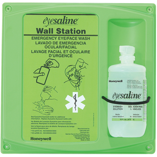 Support mural pour solution saline de douche oculaire, Simple Equipment World