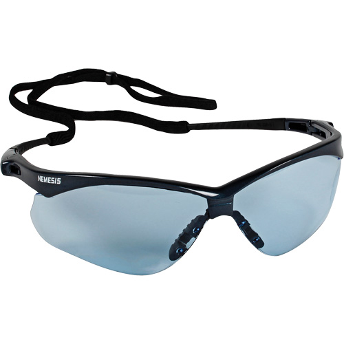 Lunettes de s&eacute;curit&eacute; Nemesis de Kleenguard, Lentille Bleu p&acirc;le, Anti-&eacute;gratignures, ANSI Z87+/R&eacute;pond ou surpasse la norme CSA Z94.3 Equipment World