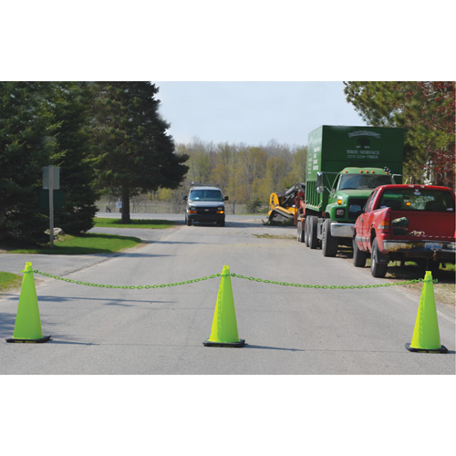 Traffic Cone & Chain Kit, 28", Blue Equipment World