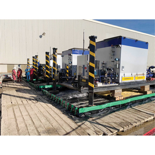 Ultimate Copolymer 2000 Ultra-Containment Berm&reg;, 12' W x 30' L x 12" H, Hinge Bracket Equipment World