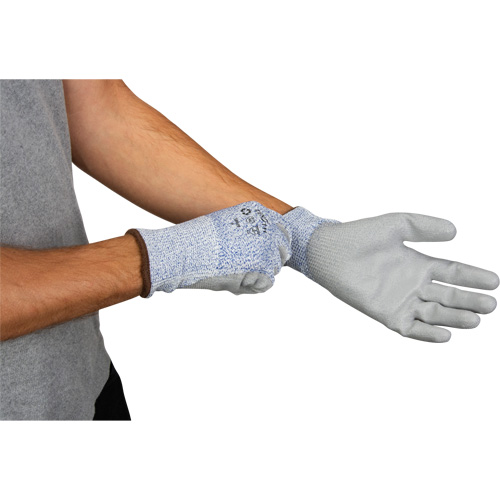Gants &eacute;lastiques &eacute;cologiques r&eacute;sistants &agrave; la coupe, Taille 7, Calibre 13, Rev&ecirc;tement Polyur&eacute;thane, Enveloppe en PEHP/rPET, ASTM ANSI niveau A2 Equipment World