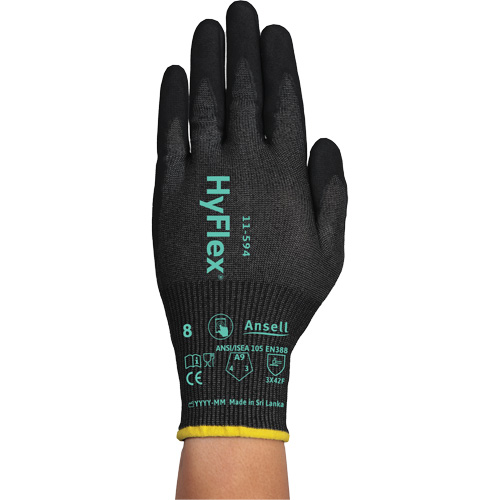 Gants r&eacute;sistants &agrave; la coupe HYFLEX 11-594, Taille Moyen/8, Calibre 18, Rev&ecirc;tement Nitrile, Enveloppe en PEHP/Intercept, ASTM ANSI niveau A9/EN 388 niveau F Equipment World