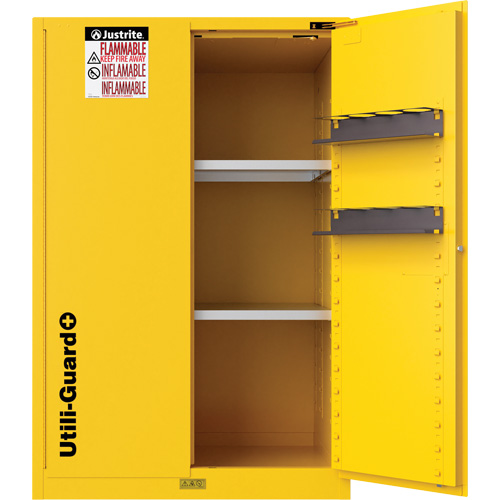 Armoire de s&eacute;curit&eacute; pour produits inflammables Utili-Guard+, 90 gal., 2 Porte(s), 43" La x 65" h x 37" p Equipment World