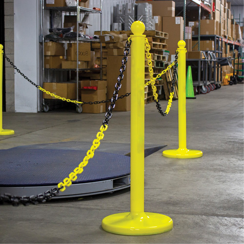 Bicolour Plastic Barrier Chain, Green/White Equipment World