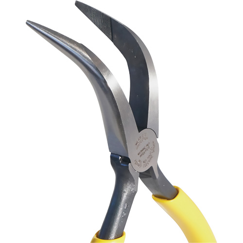 Pince &agrave; bec long recourb&eacute;e, 6-1/4" lo Equipment World
