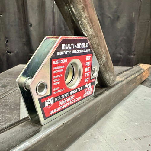 Magnetic Welding Squares, 4-3/8" L x 3/4" W x 3" H, 55 lbs. Equipment World