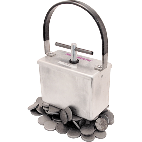 Ramasse-pi&egrave;ces magn&eacute;tiques, Longueur de 7-1/2", Capacit&eacute; de 7 lb Equipment World