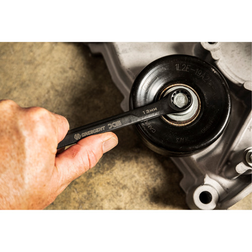 X6 Black Oxide Spline Ratcheting Wrench Set, Combination/Open-Ended, 7 Pieces, Metric Equipment World