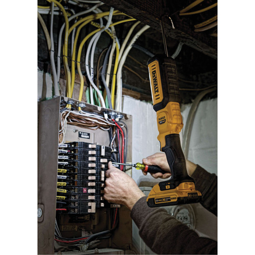 Lampe de travail portative, DEL, 500 lumens, 3 hres de fonctionnement, piles Rechargeable, Non compris Equipment World