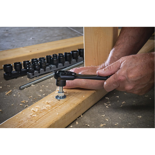 Mechanic's Tool Set, 25 Pcs, 3/8" Drive Size Equipment World