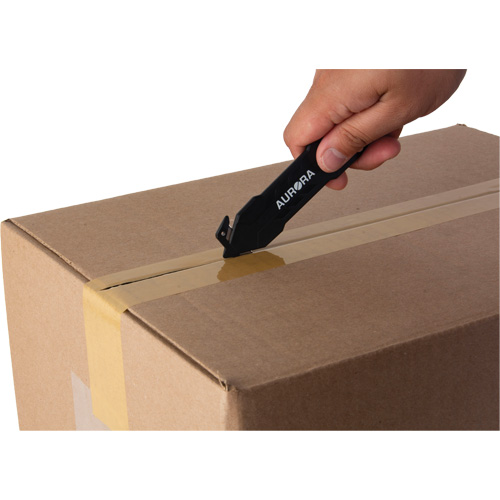 READYEDGE Disposable Safety Knife, Stainless Steel, Plastic Handle Equipment World