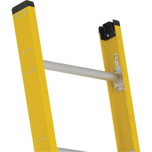 Industrial Extra Heavy-Duty Straight Ladders (5600 Series), 8', Fibreglass, 375 lbs., CSA Grade 1AA Equipment World
