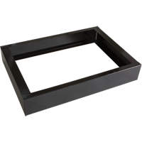 Base encastr&eacute;e pour casiers robustes enti&egrave;rement soud&eacute;e Concorde, 2 Blocs, 4" lo x 24" la x 17" p, Noir, Acier Equipment World