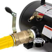 R&eacute;servoir de 5 gallons pour d&eacute;monte-talons de pneu s&eacute;rie Pro, Convient aux jantes de taille 24-1/2" Equipment World