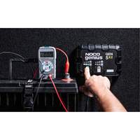 Chargeur de batterie embarqu&eacute; &agrave; 2 sorties de 10 amp&egrave;res Gen5X2 Genius Equipment World