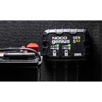 Chargeur de batterie embarqu&eacute; &agrave; 2 sorties de 10 amp&egrave;res Gen5X2 Genius Equipment World