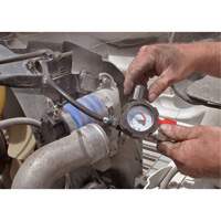 Trousse de test de syst&egrave;me d'air de turbocompresseur avec adaptateur pour fum&eacute;e Equipment World