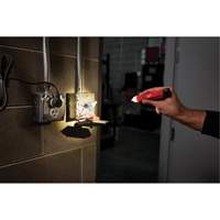 D&eacute;tecteur de tension avec DEL et testeur de prise DDFT, 50 V - 1000 V, Alerte Affichage & son Equipment World