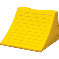 Cales-roue robustes, Polyur&eacute;thane, Jaune s&eacute;curit&eacute;, 15-1/10" la x 15" p x 11" h Equipment World