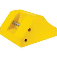 Cale de roue robustes, Ur&eacute;thane, Jaune, 15-1/2" la x 17-7/10" p x 10" h Equipment World