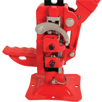 V&eacute;rin de levage de ferme Equipment World