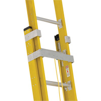 Industrial Heavy-Duty Extension Ladders (6200 Series), 375 lbs. Cap., 13' H, Grade 1AA Equipment World