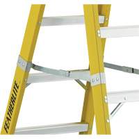 6600 Series Industrial Heavy-Duty 2-Way Stepladders, Fibreglass, 300 lbs. Capacity, 6' Equipment World