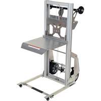 Appareil de levage portatif en aluminium, M&eacute;canisme Pompe au pied, Capacit&eacute; de 200 lb, Levage max de 61" Equipment World