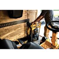 Trousse tondeuse &agrave; gazon sans balais sans fil XR 2X20V MAX*, Pouss&eacute;e, &agrave; pile, Largeur de coupe 21" Equipment World