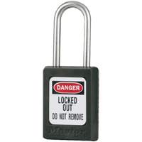 Cadenas de s&eacute;curit&eacute; S31 Zenex, Noir, Cl&eacute;s identiques, Thermoplastique, Largeur de 1-3/8" Equipment World