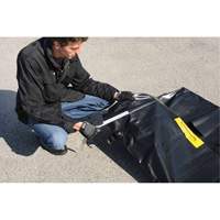 Conteneur de confinement flexible sans drain Ultra-275 Containment Sump, 102" lo x 48" la, 400 gal. US Capacit&eacute; Equipment World