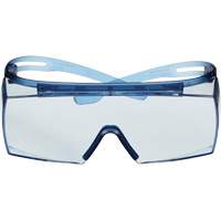 Lunettes de s&eacute;curit&eacute; s&eacute;rie 3700 SecureFit, Lentille Bleu, Antibu&eacute;e, ANSI Z87+/R&eacute;pond ou surpasse la norme CSA Z94.3 Equipment World