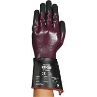 Gants &agrave; manchette 48-939 EDGE, Taille 6, Calibre 13, Rev&ecirc;tement Nitrile, Enveloppe en Polyester/PEHP/Spandex, ASTM ANSI niveau A4 Equipment World