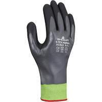 Gants r&eacute;sistants &agrave; la coupe S-TEX Alpha XC822, Taille 6/Petit, Calibre 18, Rev&ecirc;tement Nitrile, Enveloppe en Tungst&egrave;ne, ASTM ANSI niveau A6 Equipment World
