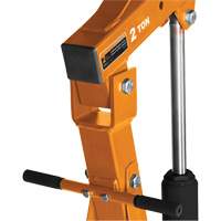 Grue escamotable pour moteur — Strongarm Equipment World